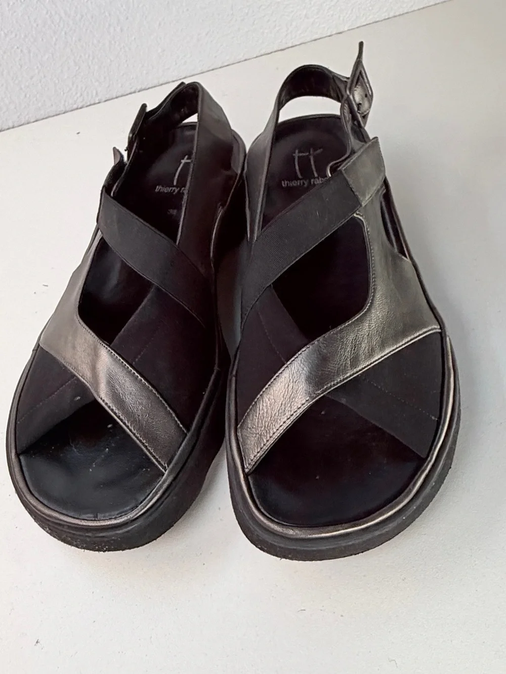 Thierry Rabotin Metallic Pewter Platform Comfort Sandals EU 38 womens size 8